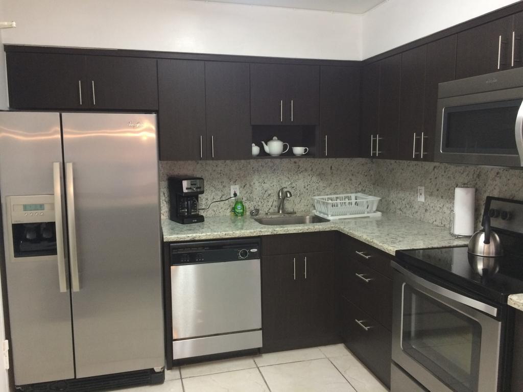 Apartment At The Beach North Bay Village Extérieur photo